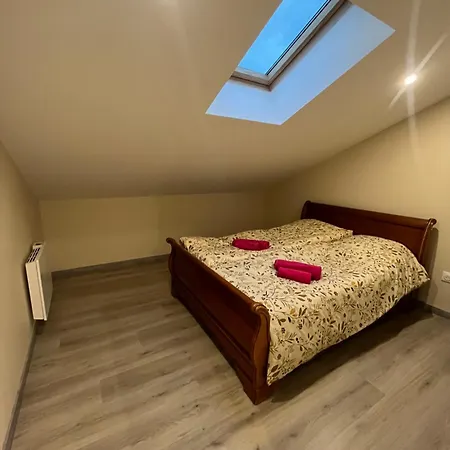 Alta Homestay Bourg-les-Valence