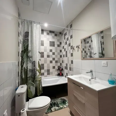 Alta Homestay Bourg-les-Valence